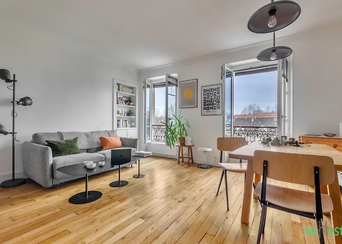 Bichat 3 - Ci - Bright Flat Near Canal Saint Martin
